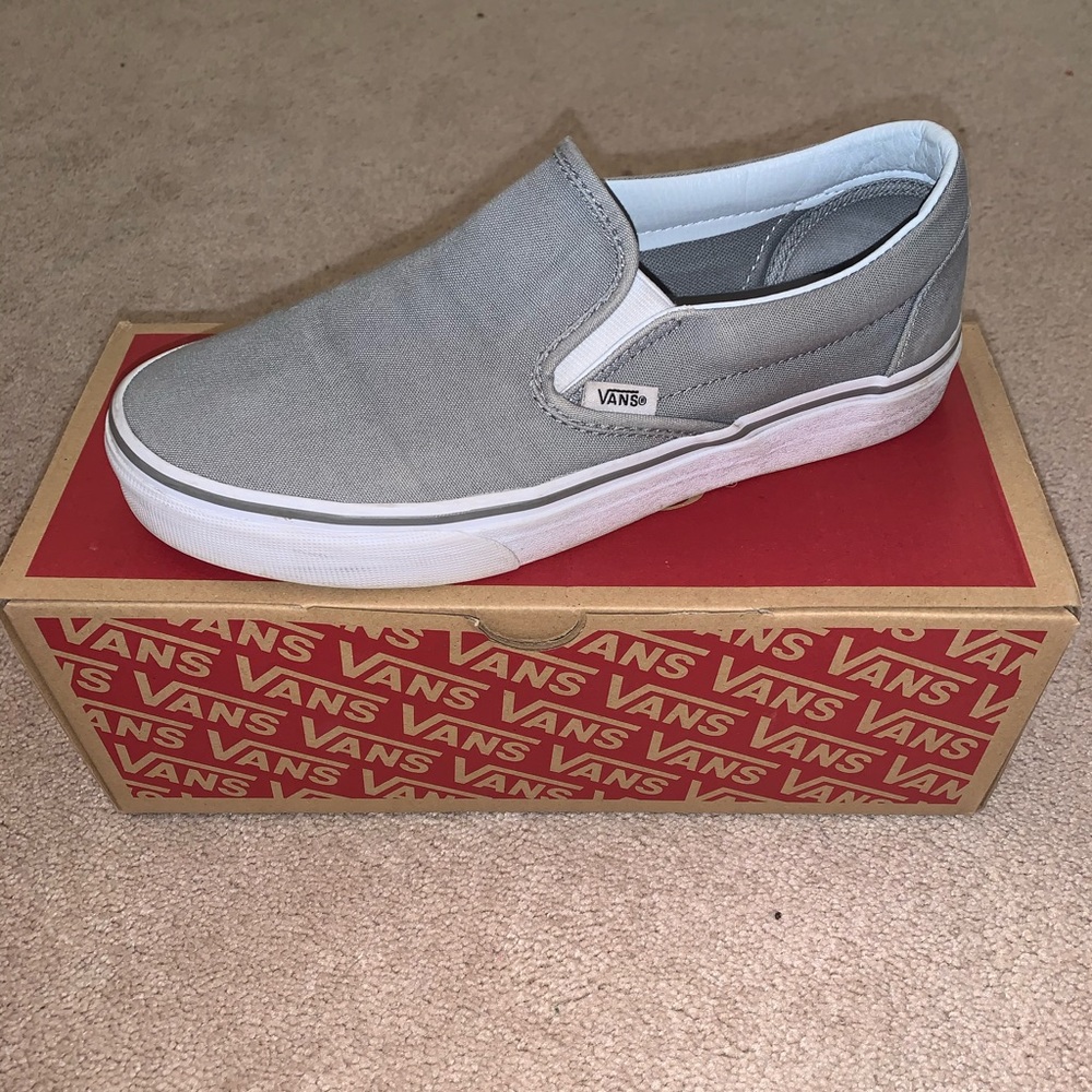 CLASSIC SLIP ON WILD DOVE/TRUE WHITE VANS
